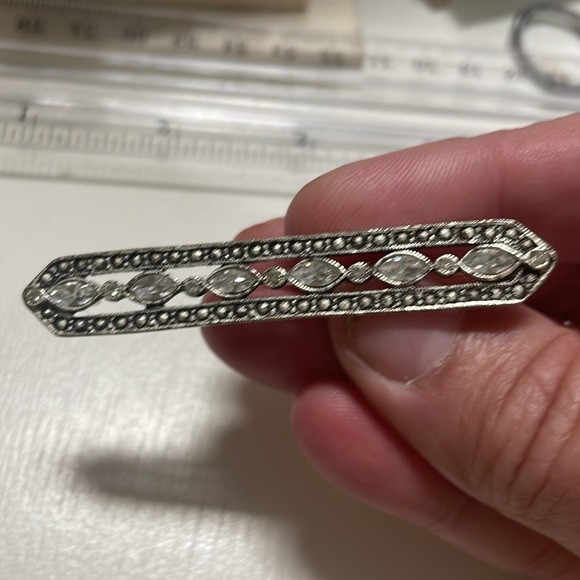 1928 silver tone black enamel clear cut crystal rhinestone bar brooch pin - Picture 4 of 5